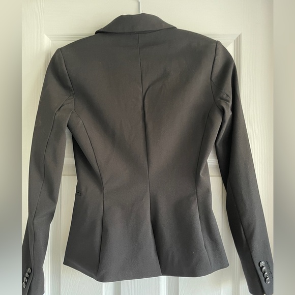 H&M fitted black women’s blazer - Picture 6 of 6